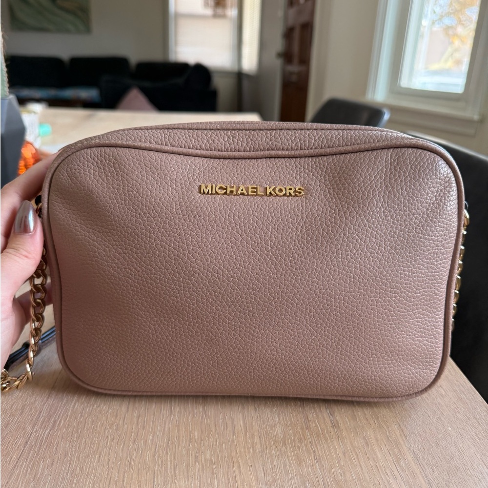 Michael Kors crossbody small dusty rose bag